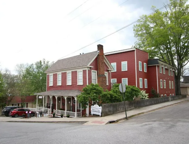 The Dahlonega Square Hotel & Villlas hotel detail image 3