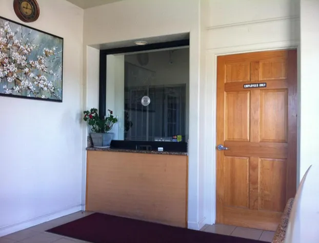 Village Inn hotel detail image 4