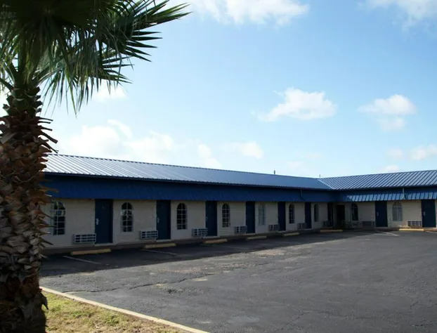 Lonestar Inn hotel detail image 1