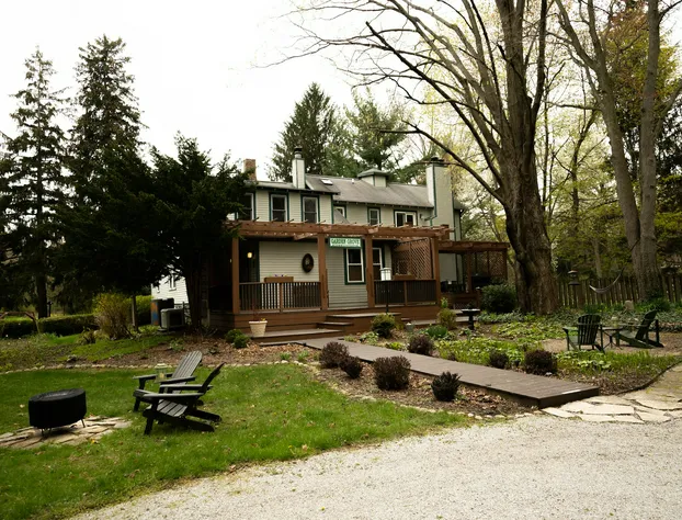 Garden Grove Inn Bed and Breakfast hotel detail image 1