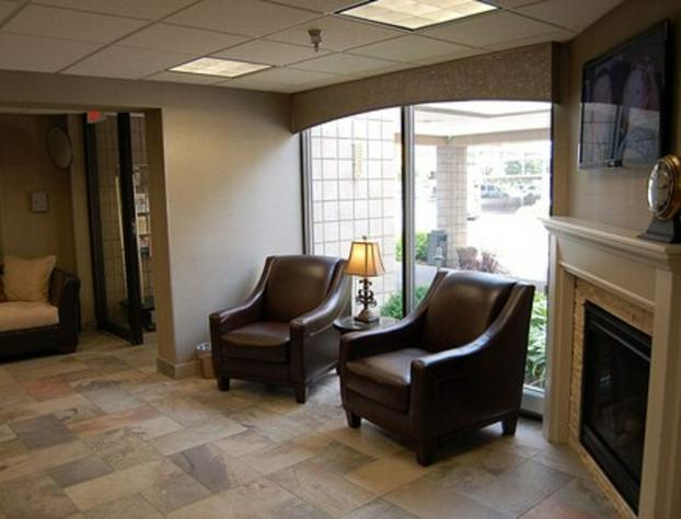 Brentwood Inn & Suites hotel detail image 3