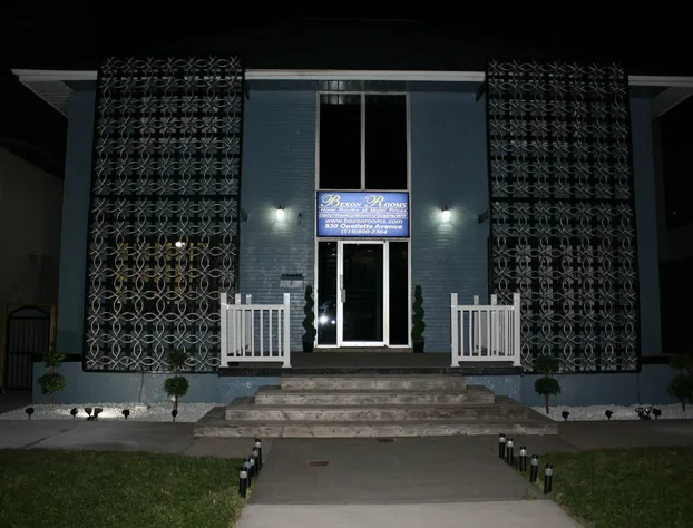 IACC Centers - Hotel Downtown Windsor hotel detail image 1