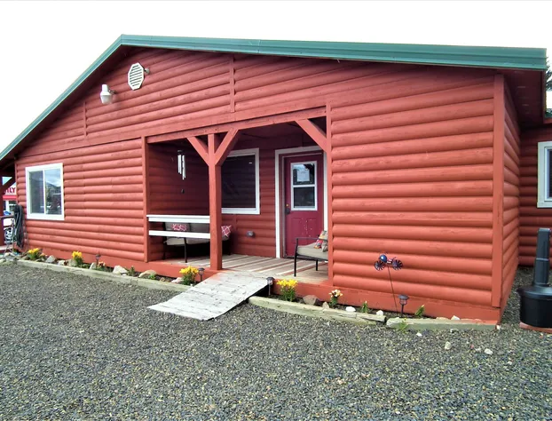 Cascade Lake Inn hotel detail image 2