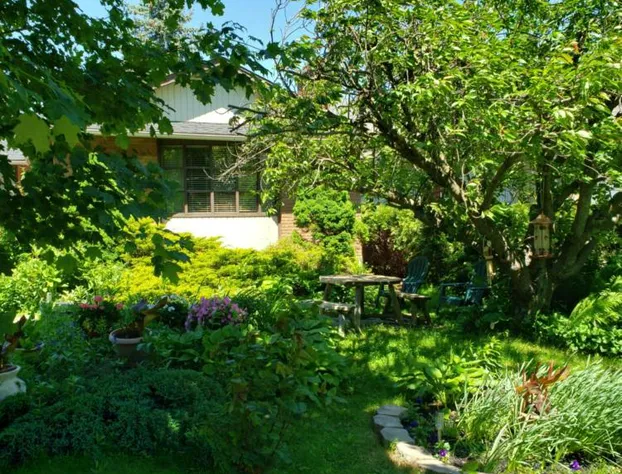 627 On King Bed and Breakfast hotel detail image 2