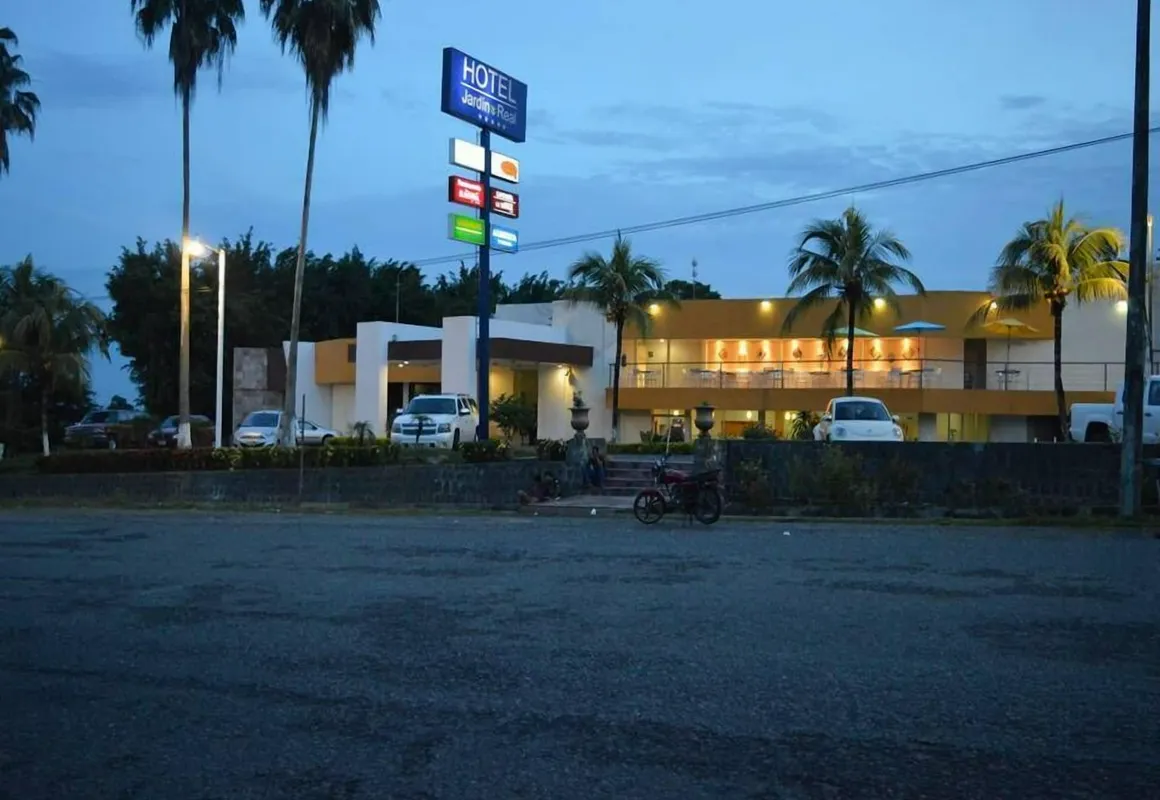 Hotel Jardin Real hotel hero
