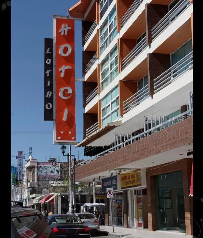 Hotel Latino hotel hero