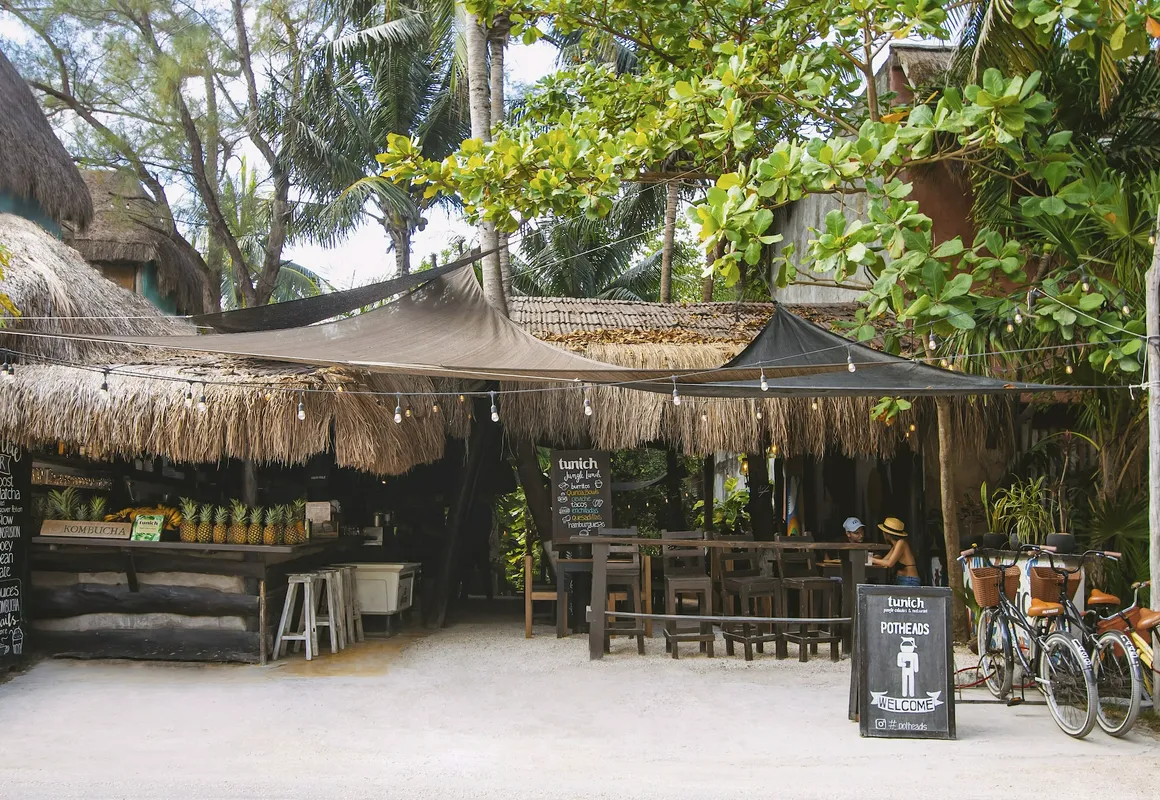 Tunich Jungle Cabañas hotel hero