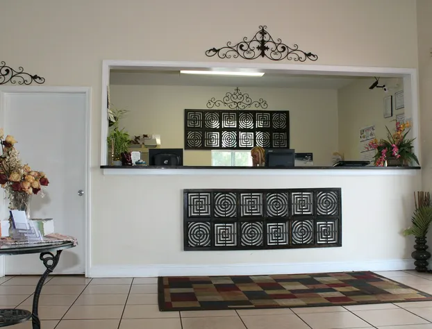 Travelers Inn hotel detail image 2