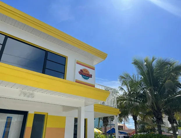 Sunset Inn & Cottages hotel detail image 4