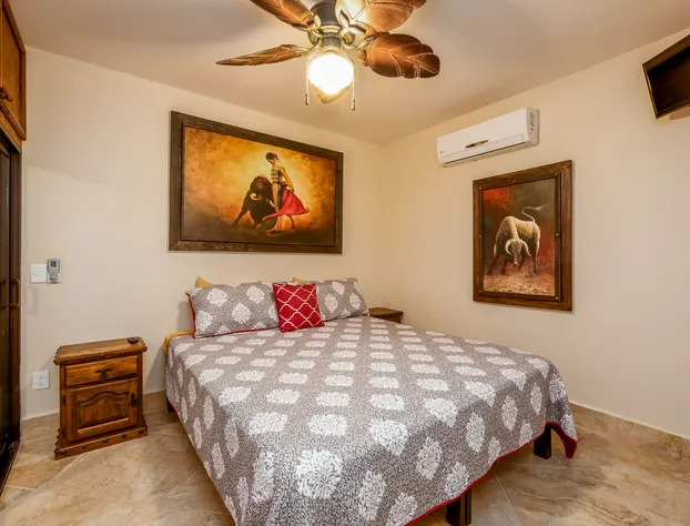 Marina Sol Condominiums hotel detail image 4