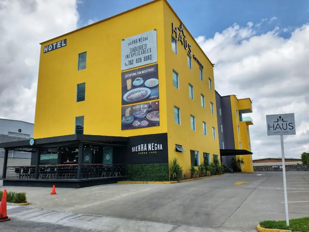 Hoteles Haus hotel hero