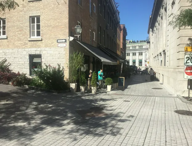 Gite B&B du Vieux-Port hotel detail image 4