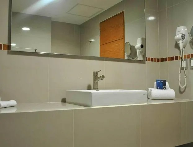 Hotel y Tú hotel detail image 4