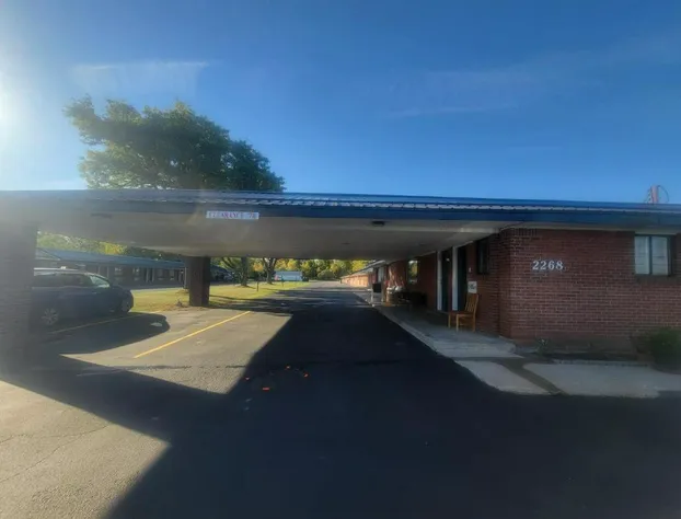 Orchard Park Motel hotel detail image 4