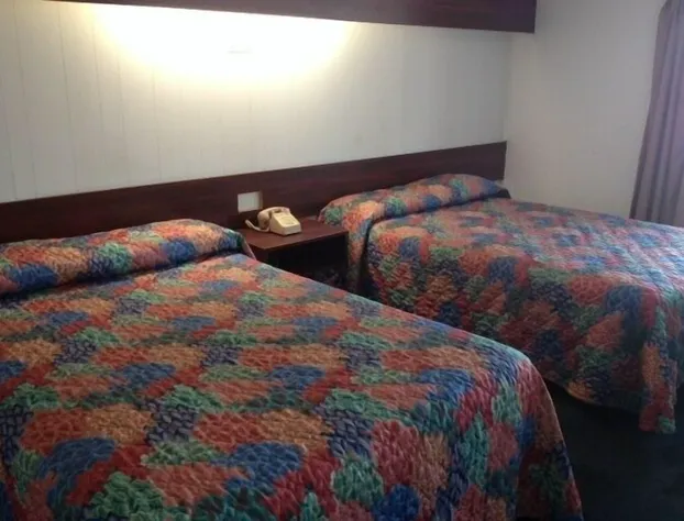 Orchard Park Motel hotel detail image 3