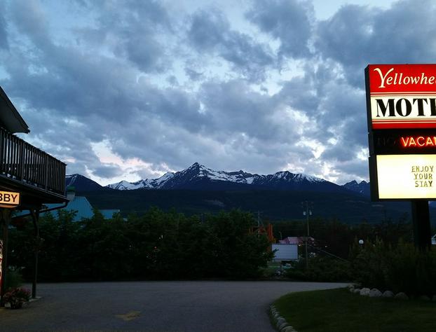Yellowhead Motel hotel detail image 1