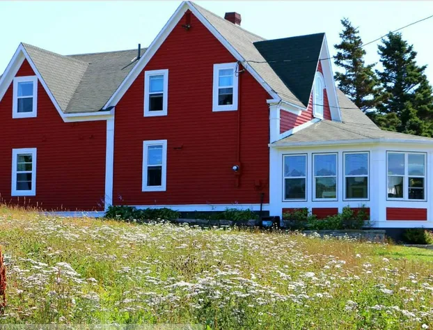 Inn By The Bay hotel detail image 2