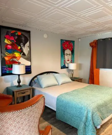 Lakeside Village Park Motel hotel detail image 2