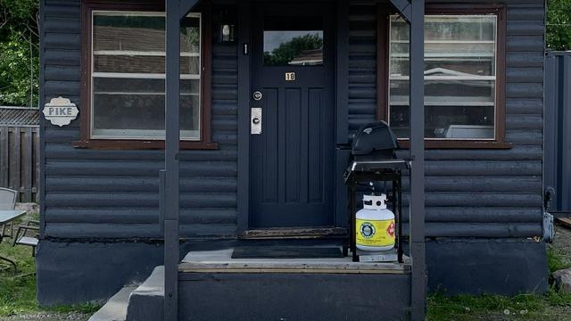 Glen Garry Motel and Cottages hotel detail image 3