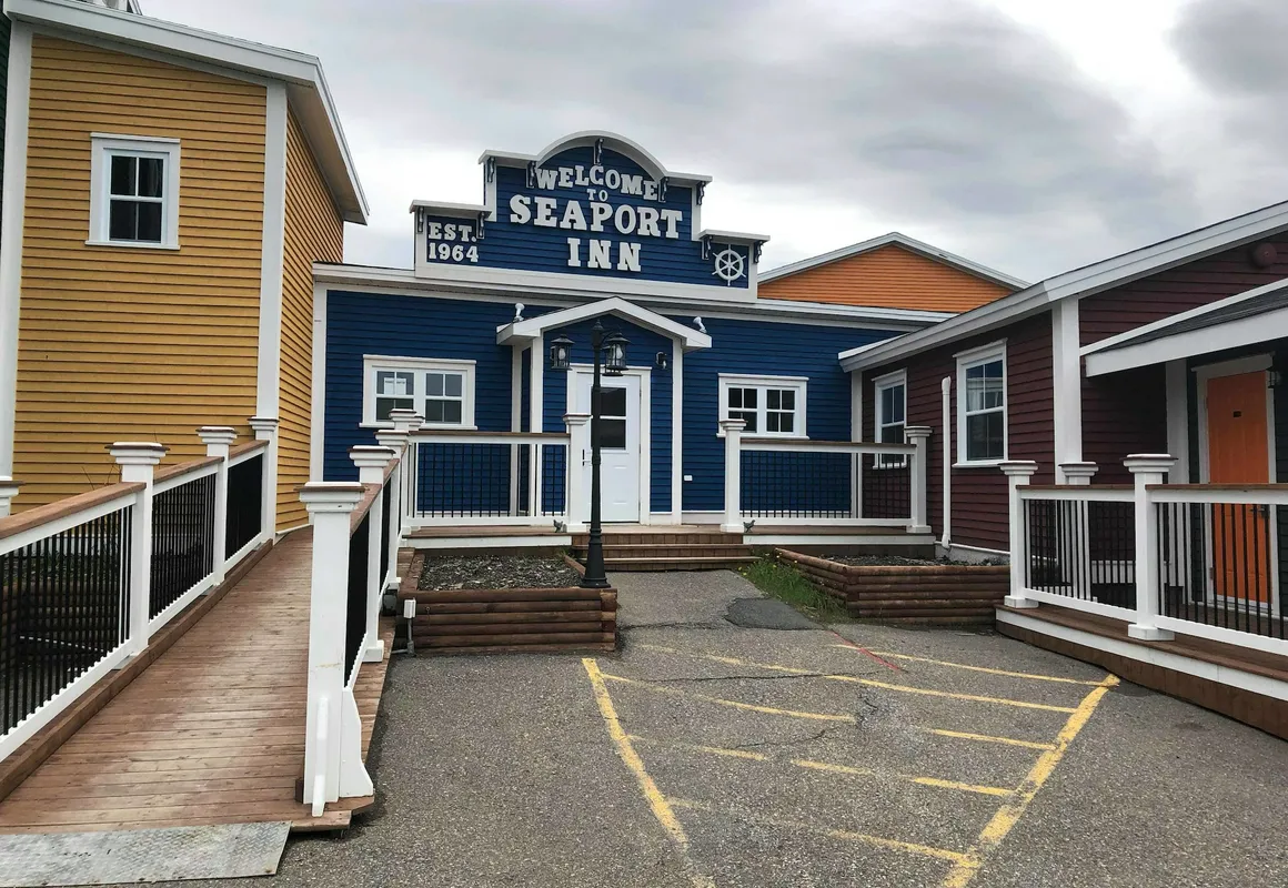 Seaport Inn hotel hero