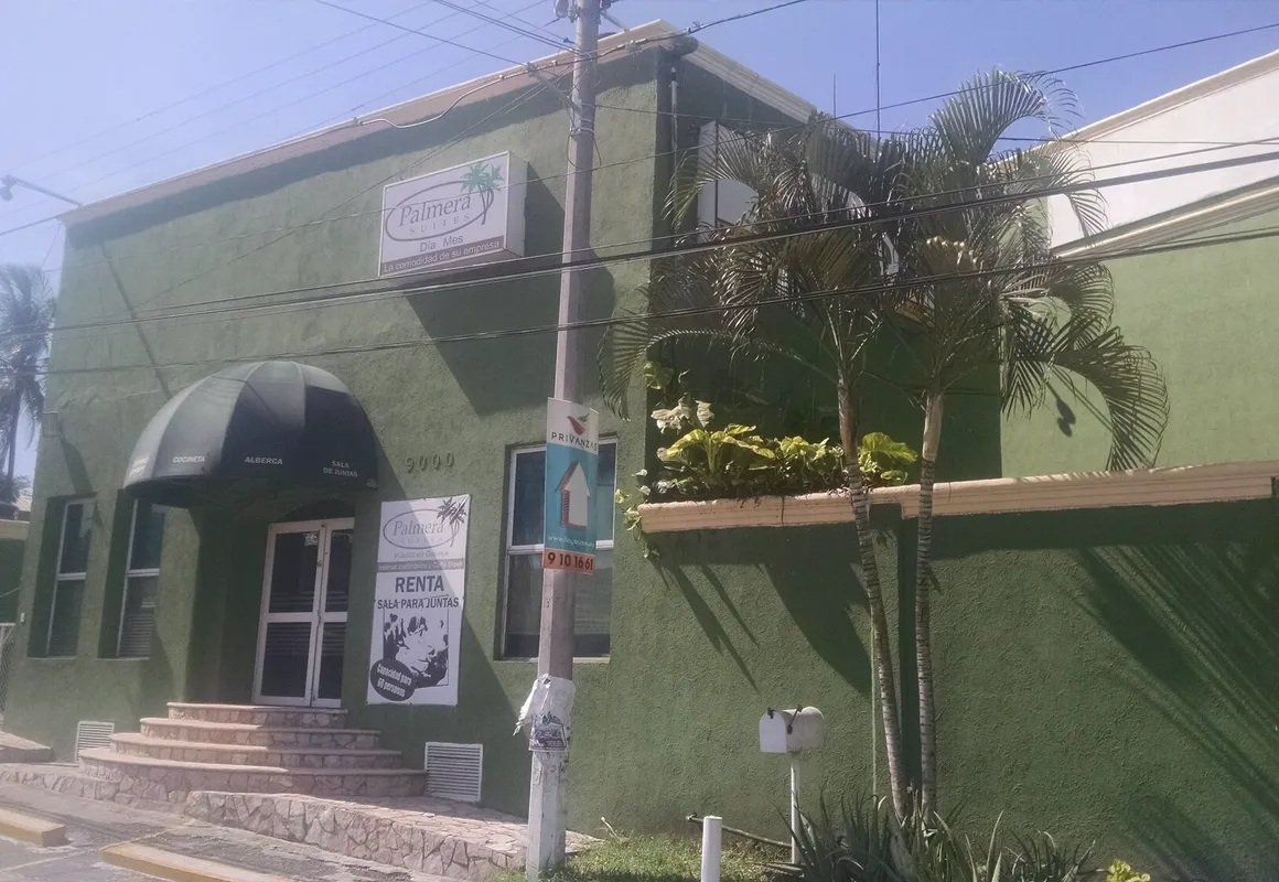 Palmera Suites hotel hero