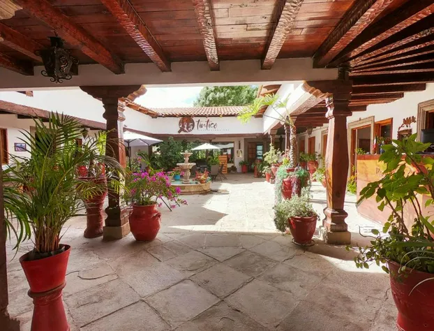 Real Carretero hotel detail image 3
