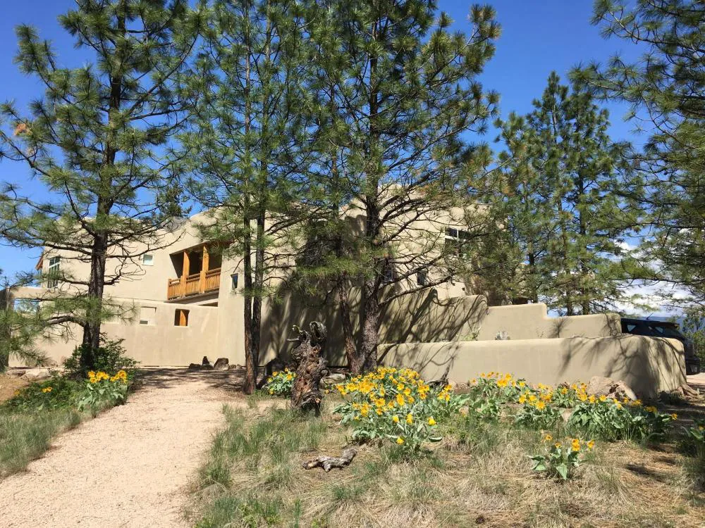 Casa Colina hotel hero