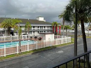 Motel 6 New Port Richey, FL hotel detail image 1