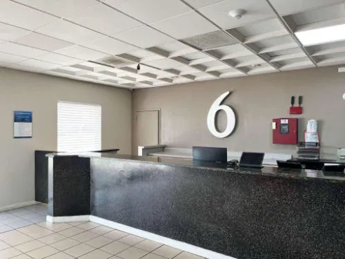 Motel 6 New Port Richey, FL hotel detail image 1