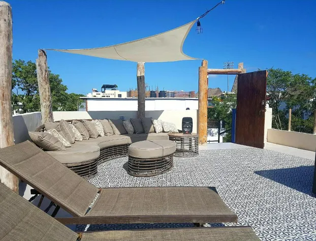 BLOOM Exclusive Boutique B&B - Adults Only hotel detail image 3