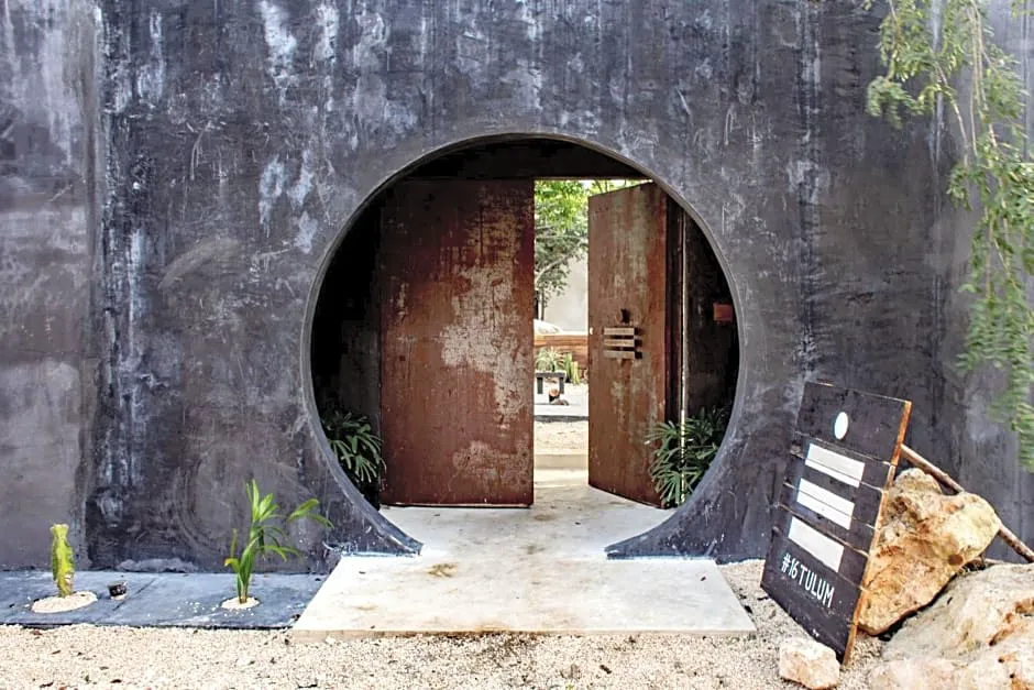 16Tulum hotel hero
