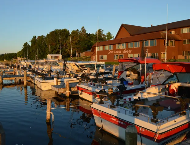 Sportsman's Lodge hotel detail image 1