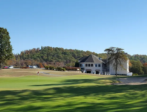 Woodlake Lodge Golf and Country Club hotel detail image 2