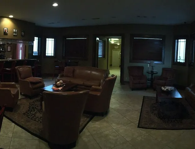 Woodlake Lodge Golf and Country Club hotel detail image 3