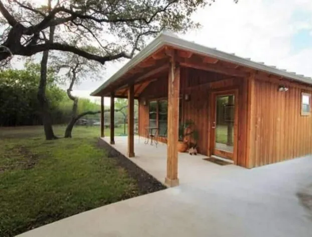 Live Oaks Bed and Breakfast hotel detail image 4
