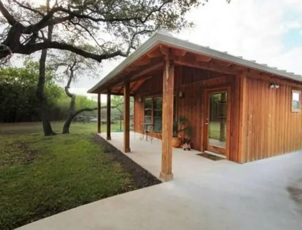 Live Oaks Bed and Breakfast hotel detail image 3