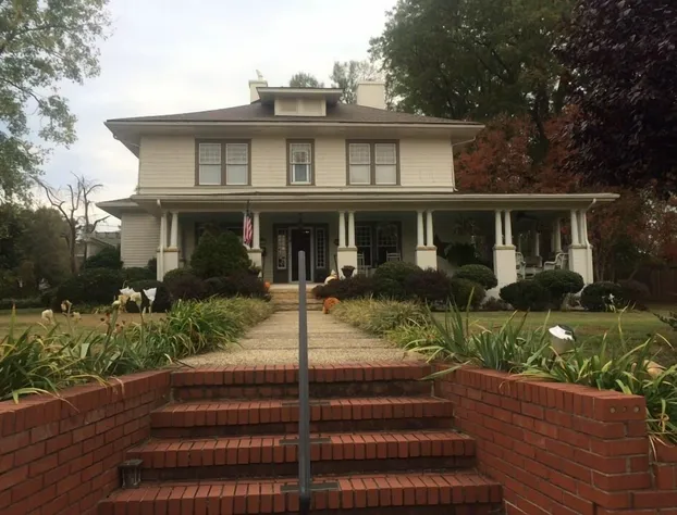 Hunter House Bed and Breakfast hotel detail image 2