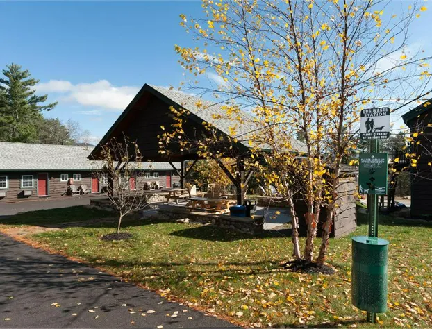 Cobble Mountain Lodge hotel detail image 1