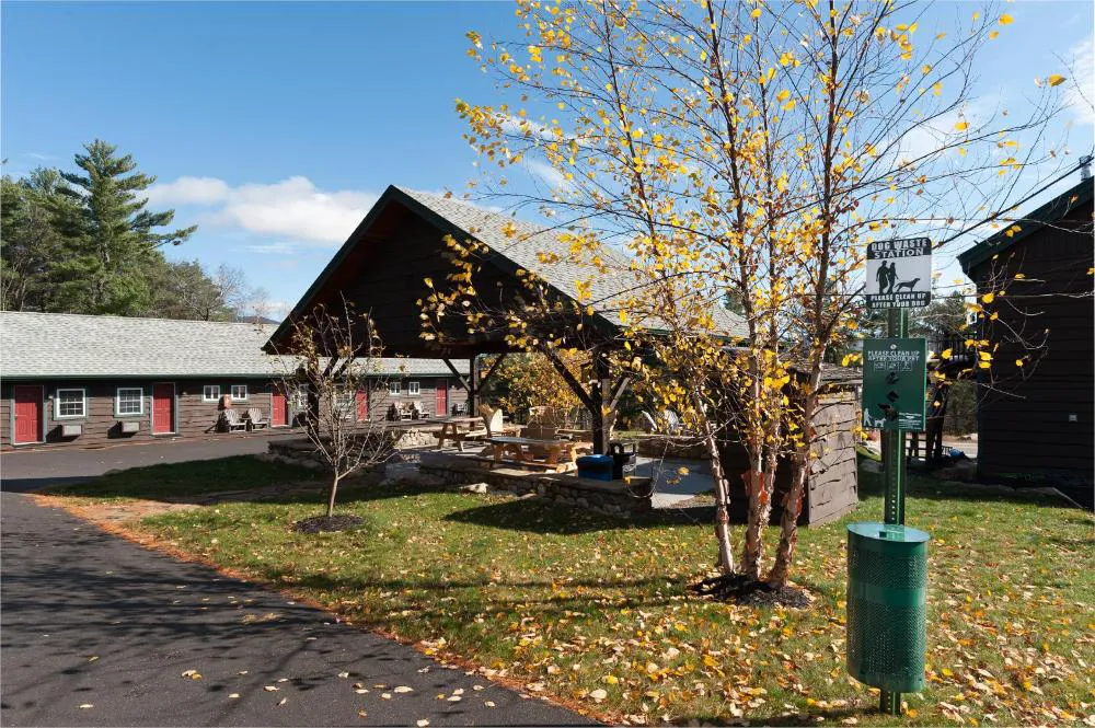 Cobble Mountain Lodge hotel hero