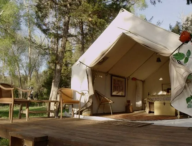 Norwegian Wood Ranch hotel detail image 2