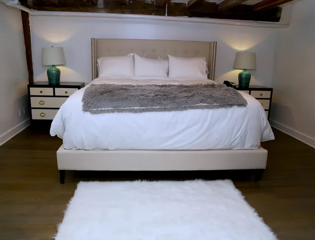 Maison Vivienne Southampton hotel detail image 4