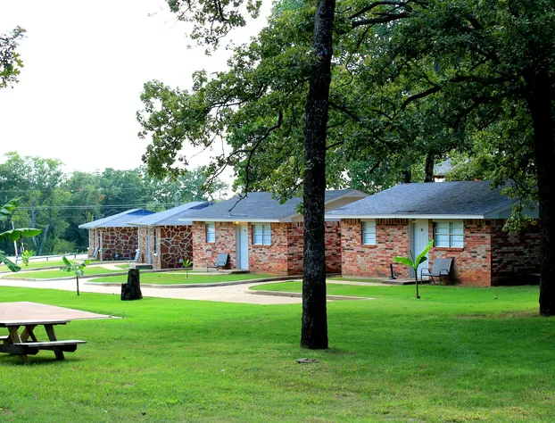 Lake Texoma Lodge and Resort hotel detail image 2