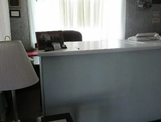 Elms Motel hotel detail image 1