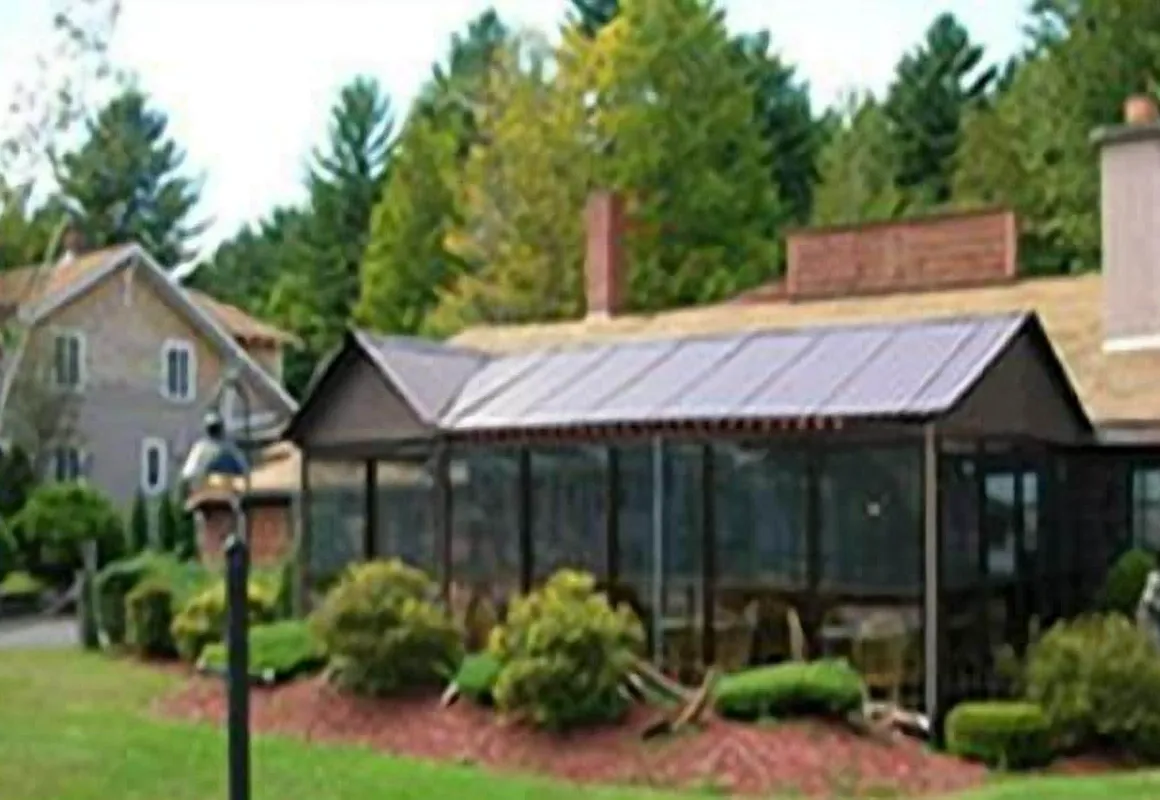 Drake's Motel and Restaurant hotel hero