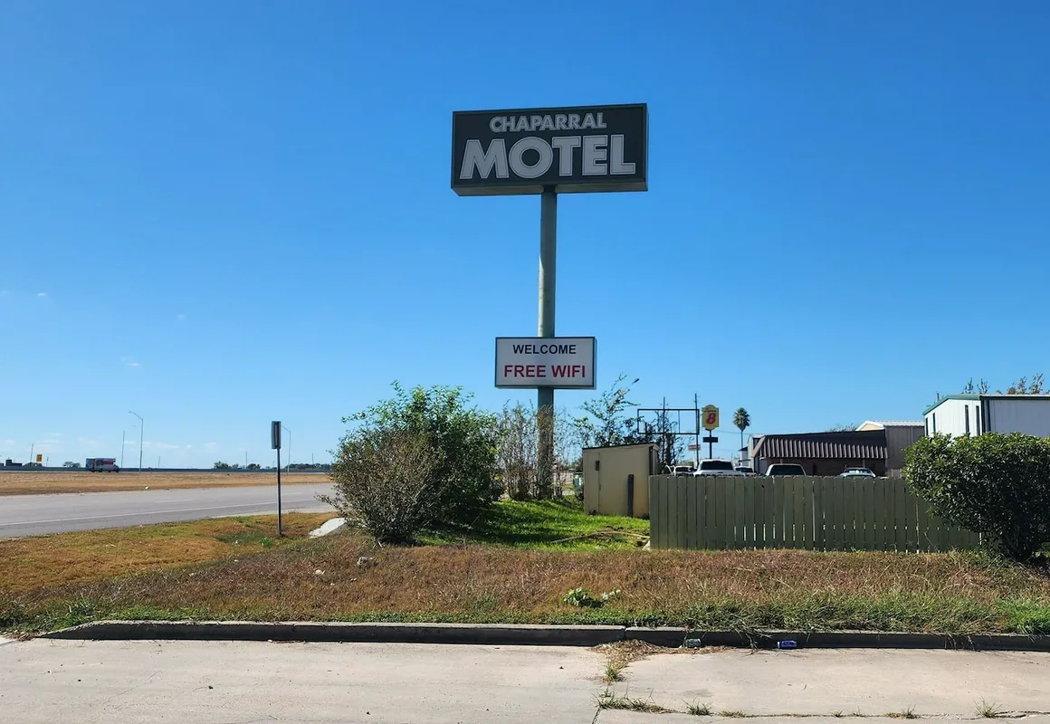 Chaparral Motel Victoria TX, Hwy 59 hotel hero