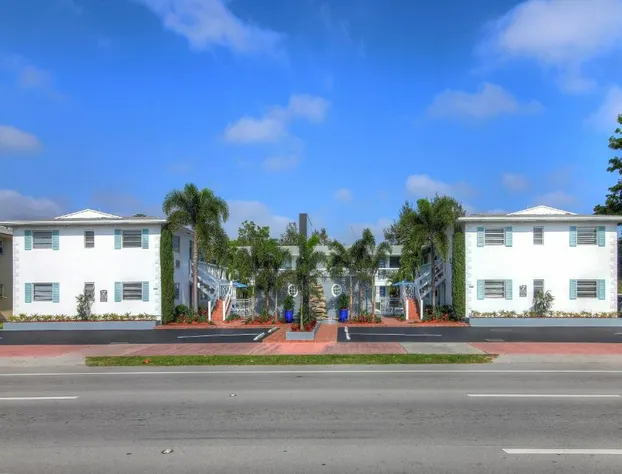 May-Dee Suites hotel detail image 2