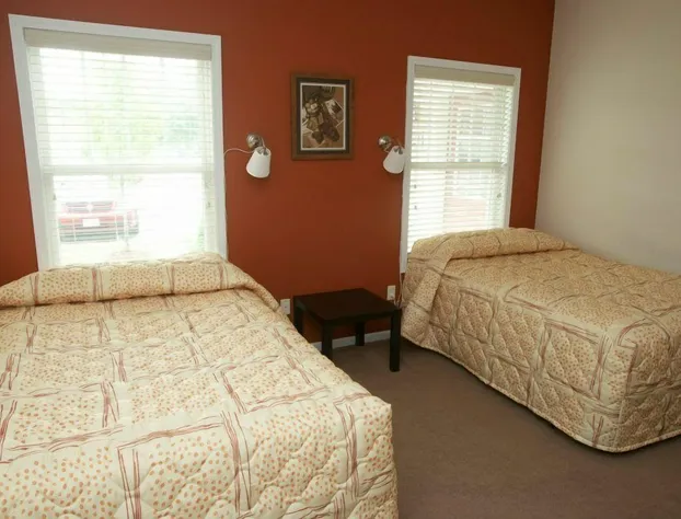 The Loon hotel detail image 4