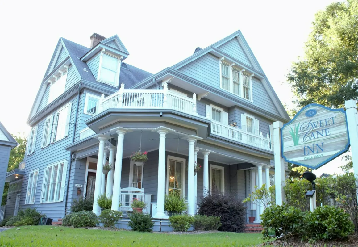 Sweet Cane Inn hotel hero