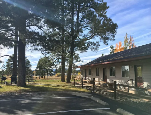 Mountain Landing Suites & RV Park hotel detail image 4