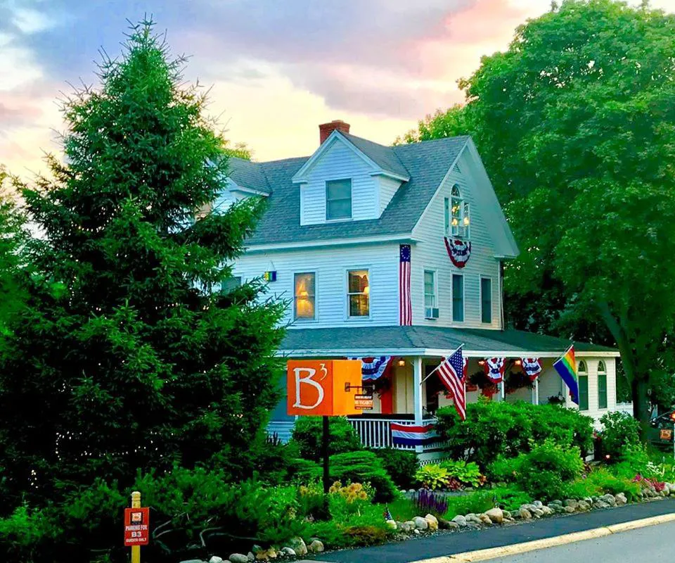 Bourne Bed and Breakfast hotel hero
